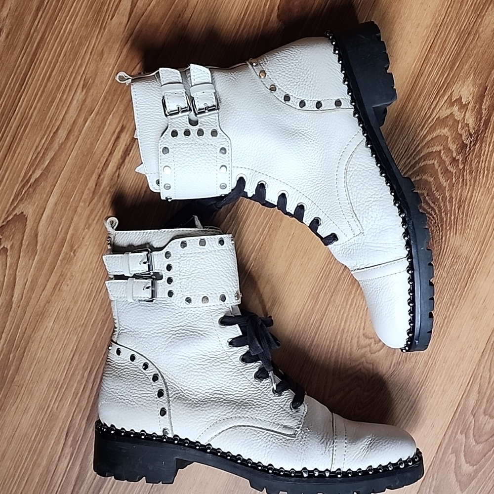 Sam Edelman 9.5 Jennifer Bright White Leather Lace Up Studded Combat Ankle Boots